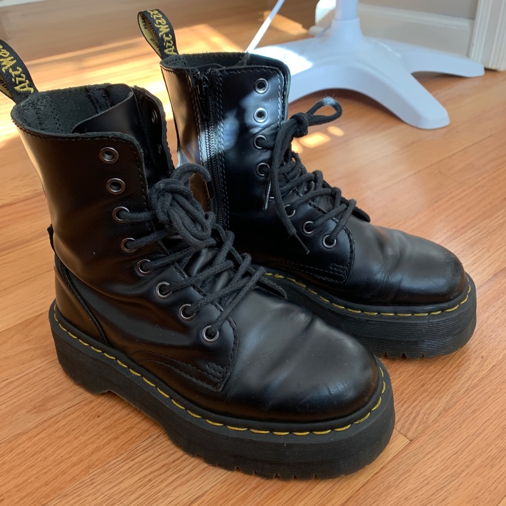 Black Jadon Boots - Doc Martens